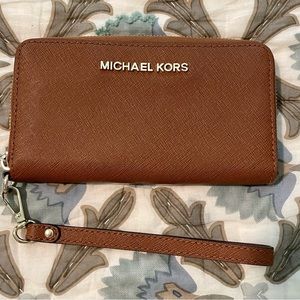 Michael Kors Wallet/Wristlet